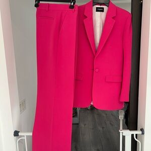 THE KOOPLES VIBRANT PINK FORMAL SET